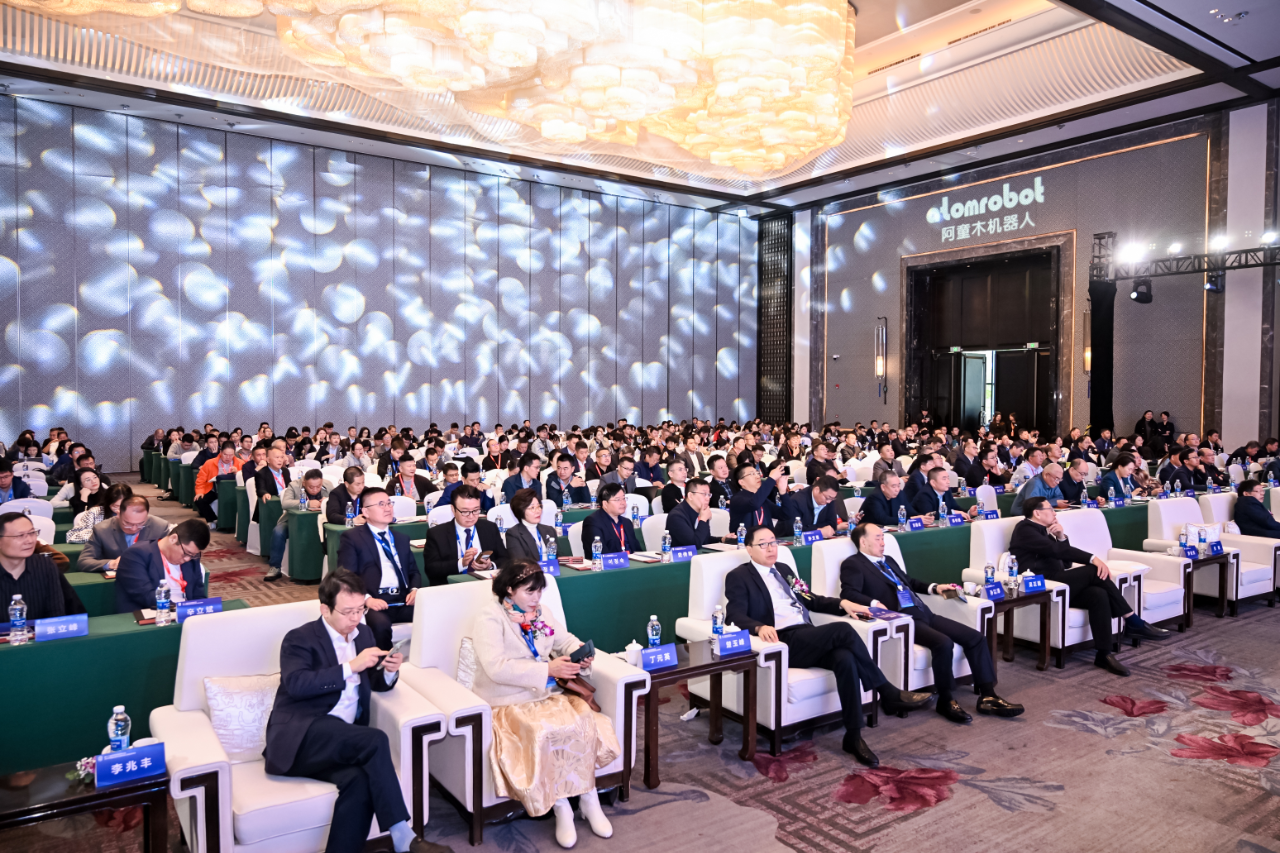 “數(shù)智融合”為翼  “聚力向新”翱翔—2025中國食品和包裝機(jī)械工業(yè)協(xié)會年會暨第十二屆亞洲食品裝備論壇成功舉辦